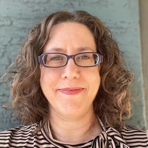 Meet your Posher, Apricot andie